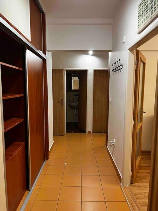 Rodinny Apartman Nedaleko Centra Банська Бистриця Екстер'єр фото